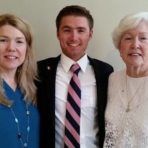 Meet your Posher, Chase